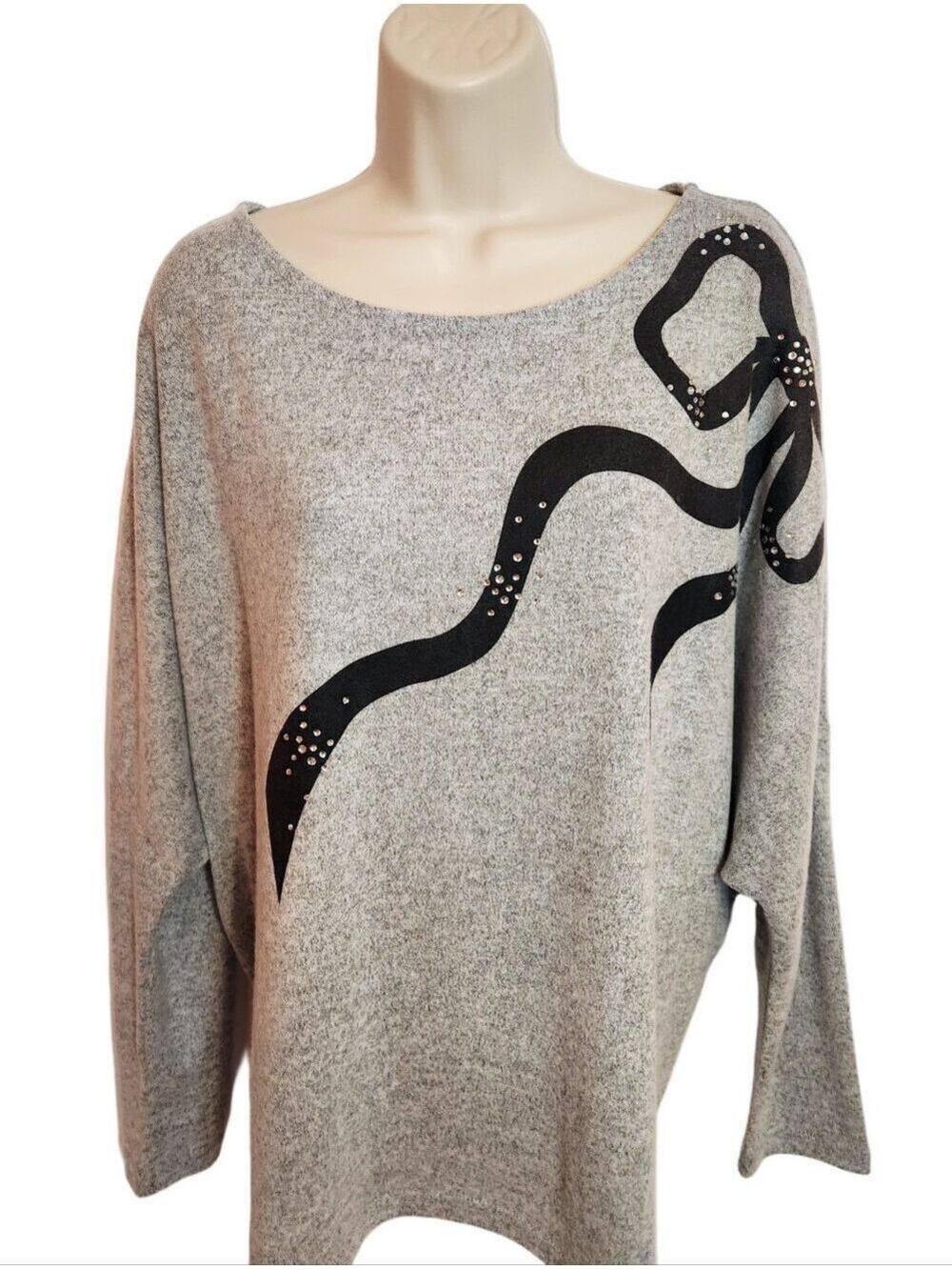 Madison + Hudson Grey Black Bow Sweater Knit Top X-Large - Picture 2 of 8